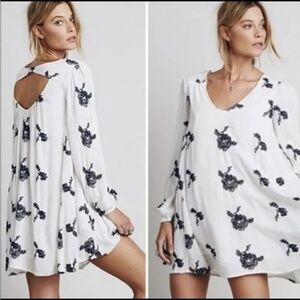 Free People White Austin Emma Tunic Dress Boho Swing Long Sleeve Size XS NWOT